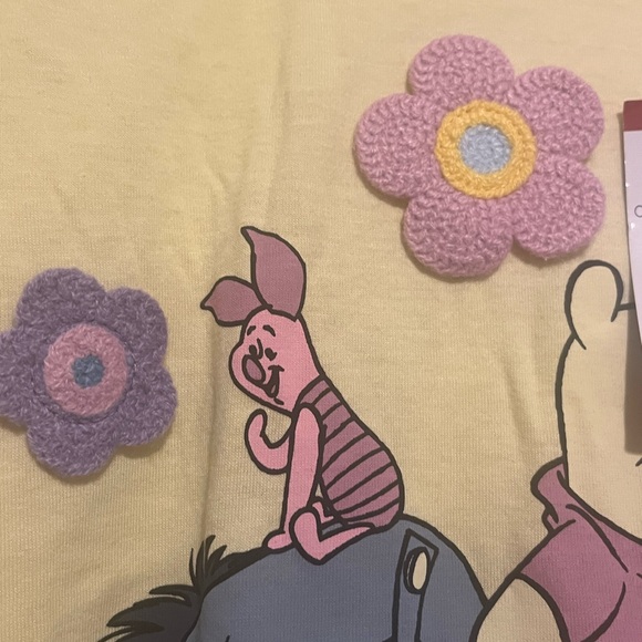 Winnie the Pooh Graphic T-Shirt - Picture 3 of 4